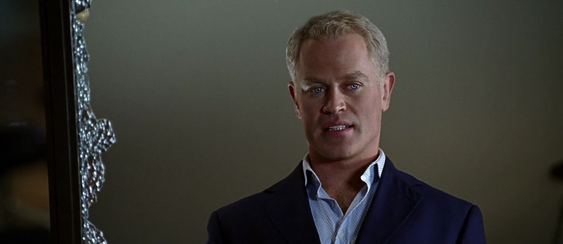 威震八方剧照的剧照