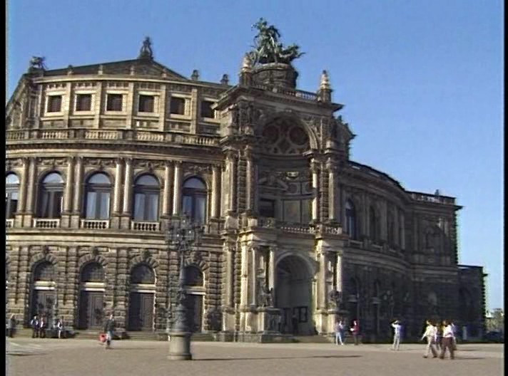 德累斯顿大轰炸剧照的剧照