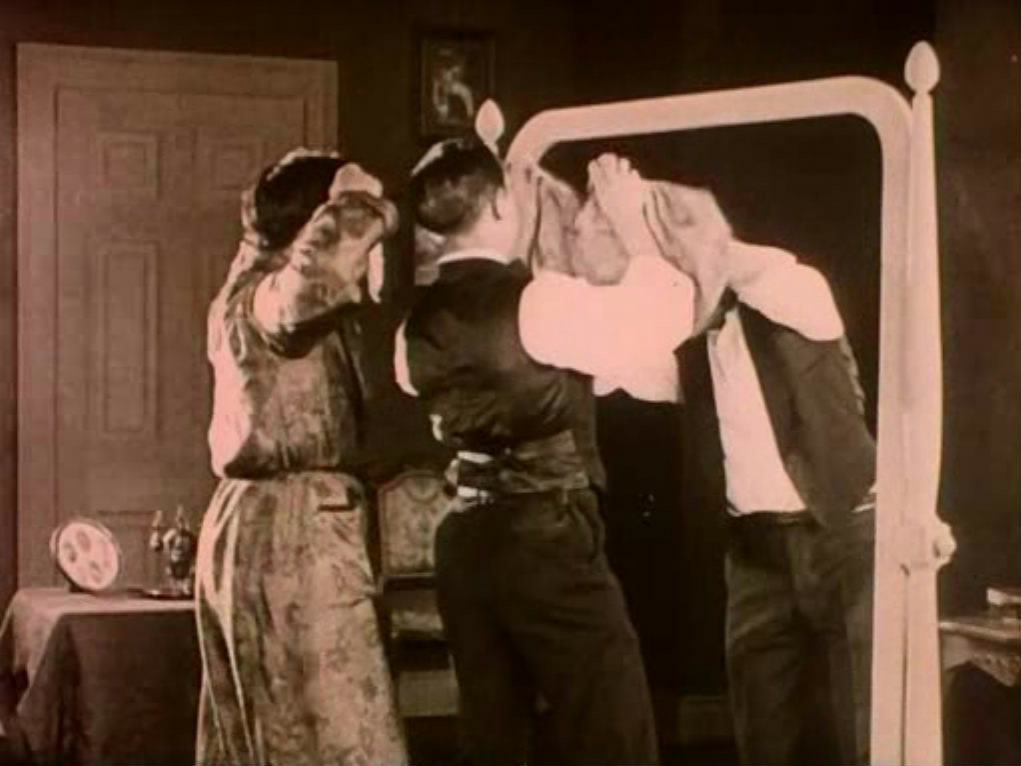 七年厄运剧照的剧照