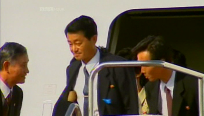 橫田惠－分裂家族的30年剧照的剧照