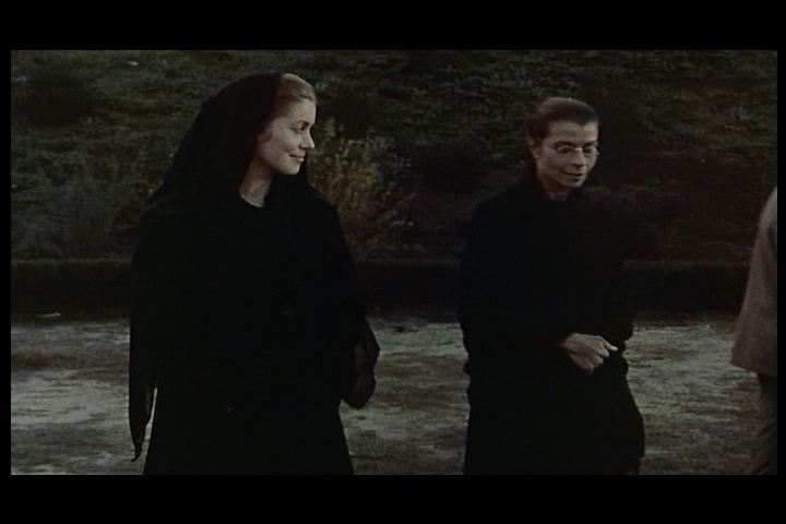 特丽丝塔娜剧照的剧照