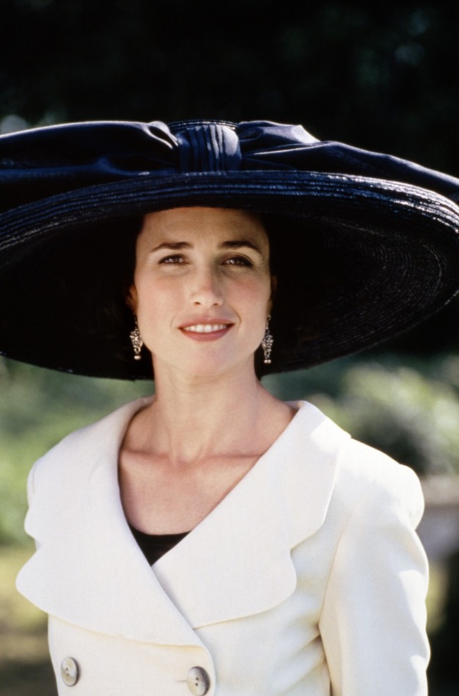 四个婚礼和一个葬礼剧照的剧照