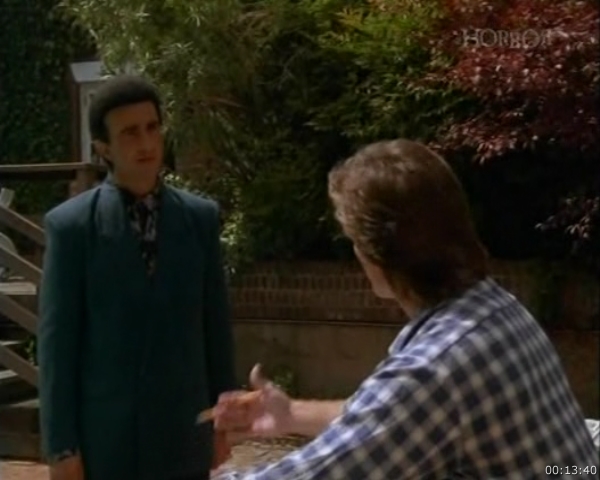 裸夜淫魔剧照的剧照