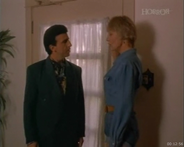 裸夜淫魔剧照的剧照