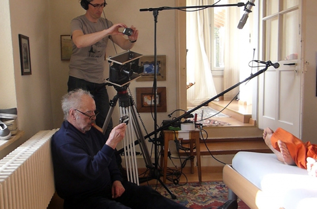 再见语言剧照的剧照