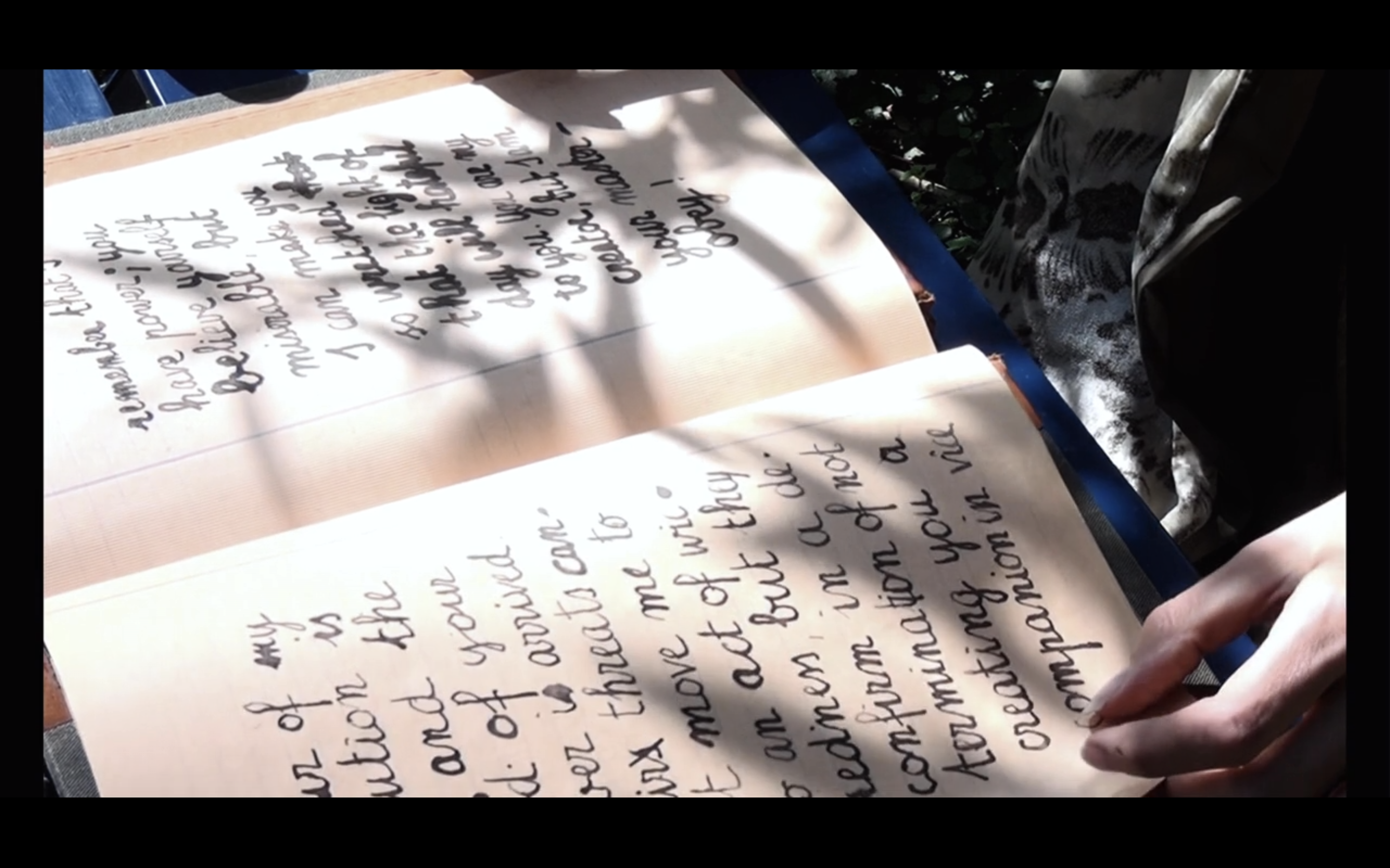 再见语言剧照的剧照