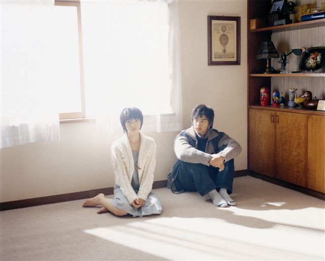 在黑暗中等待相遇剧照的剧照