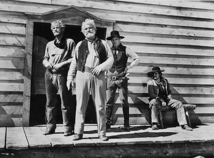 原野奇侠剧照的剧照