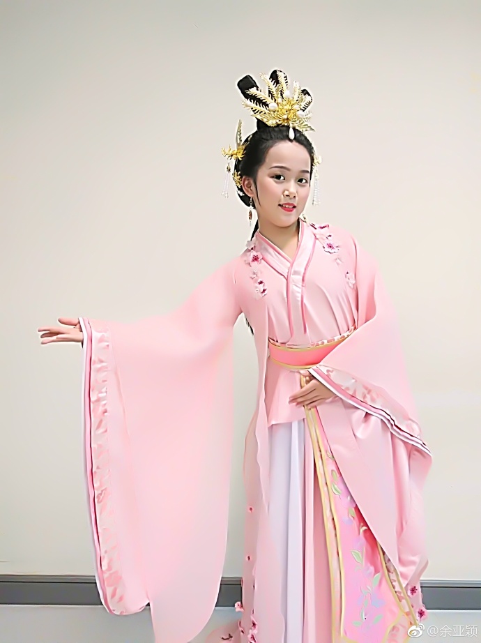 小戏骨：包青天之秦香莲与陈世美剧照的剧照