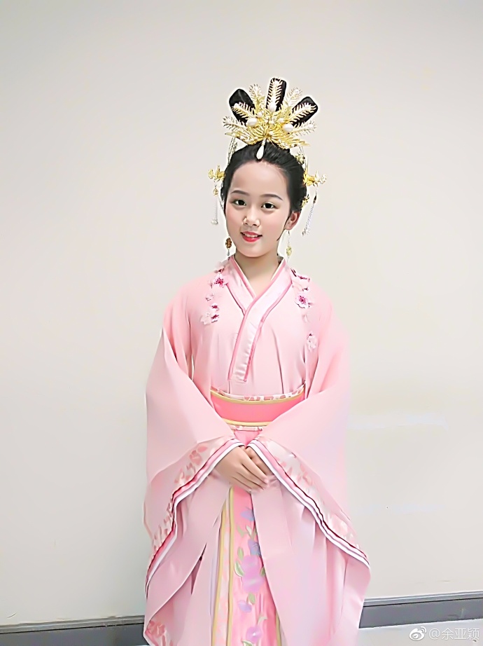 小戏骨：包青天之秦香莲与陈世美剧照的剧照