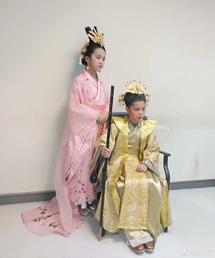 小戏骨：包青天之秦香莲与陈世美剧照的剧照