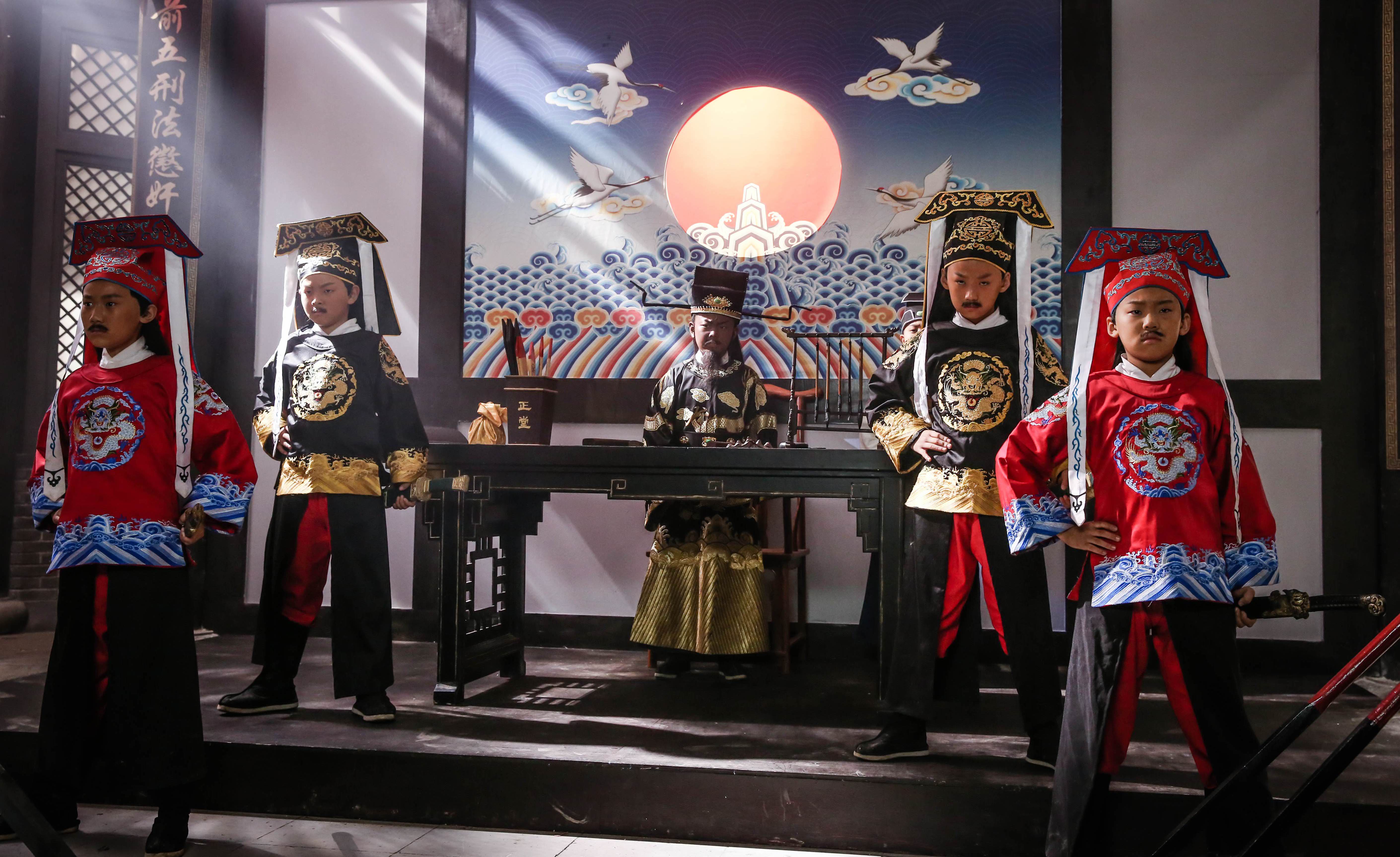 小戏骨：包青天之秦香莲与陈世美剧照的剧照