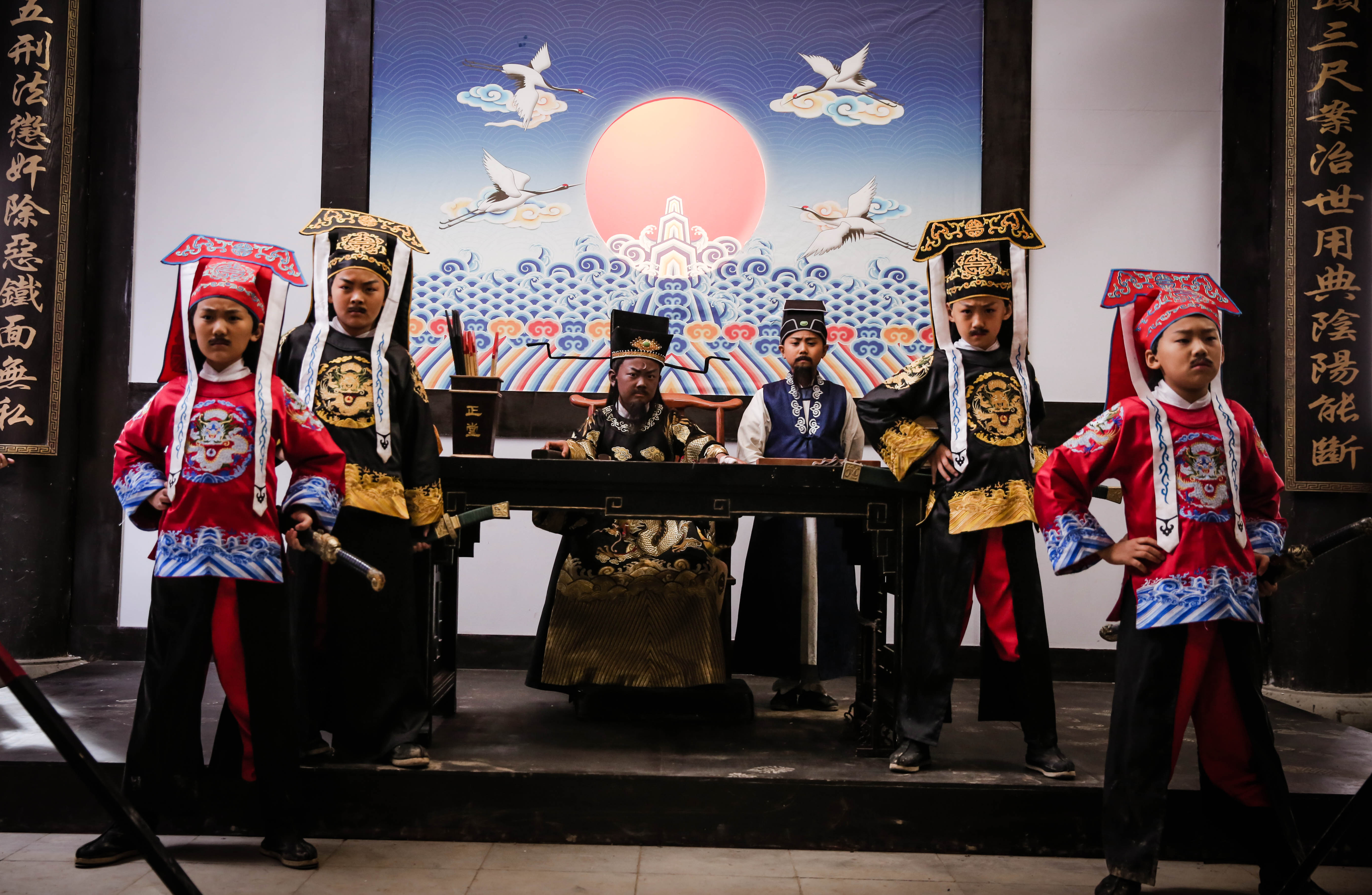 小戏骨：包青天之秦香莲与陈世美剧照的剧照