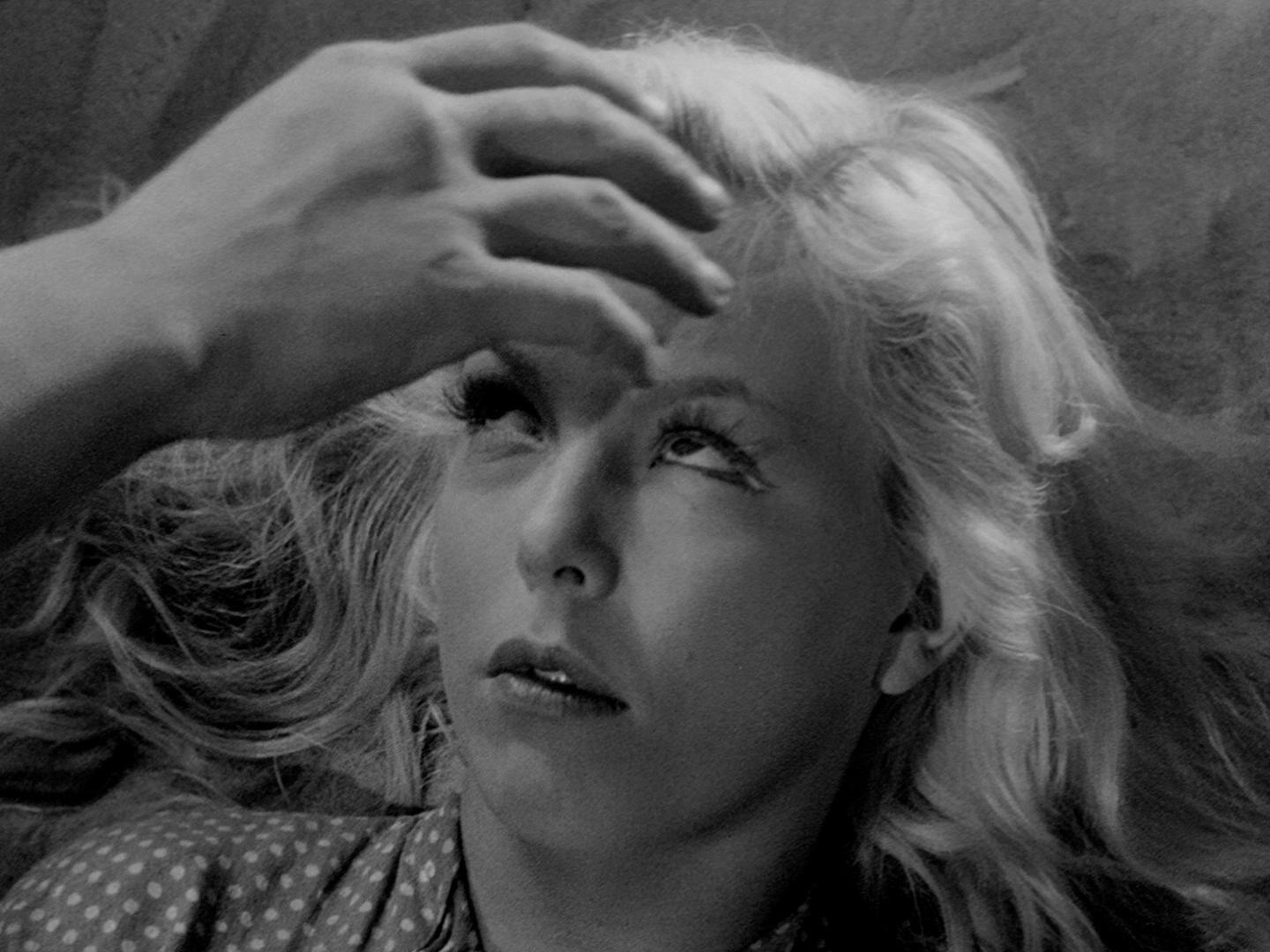 情妇玛侬剧照的剧照