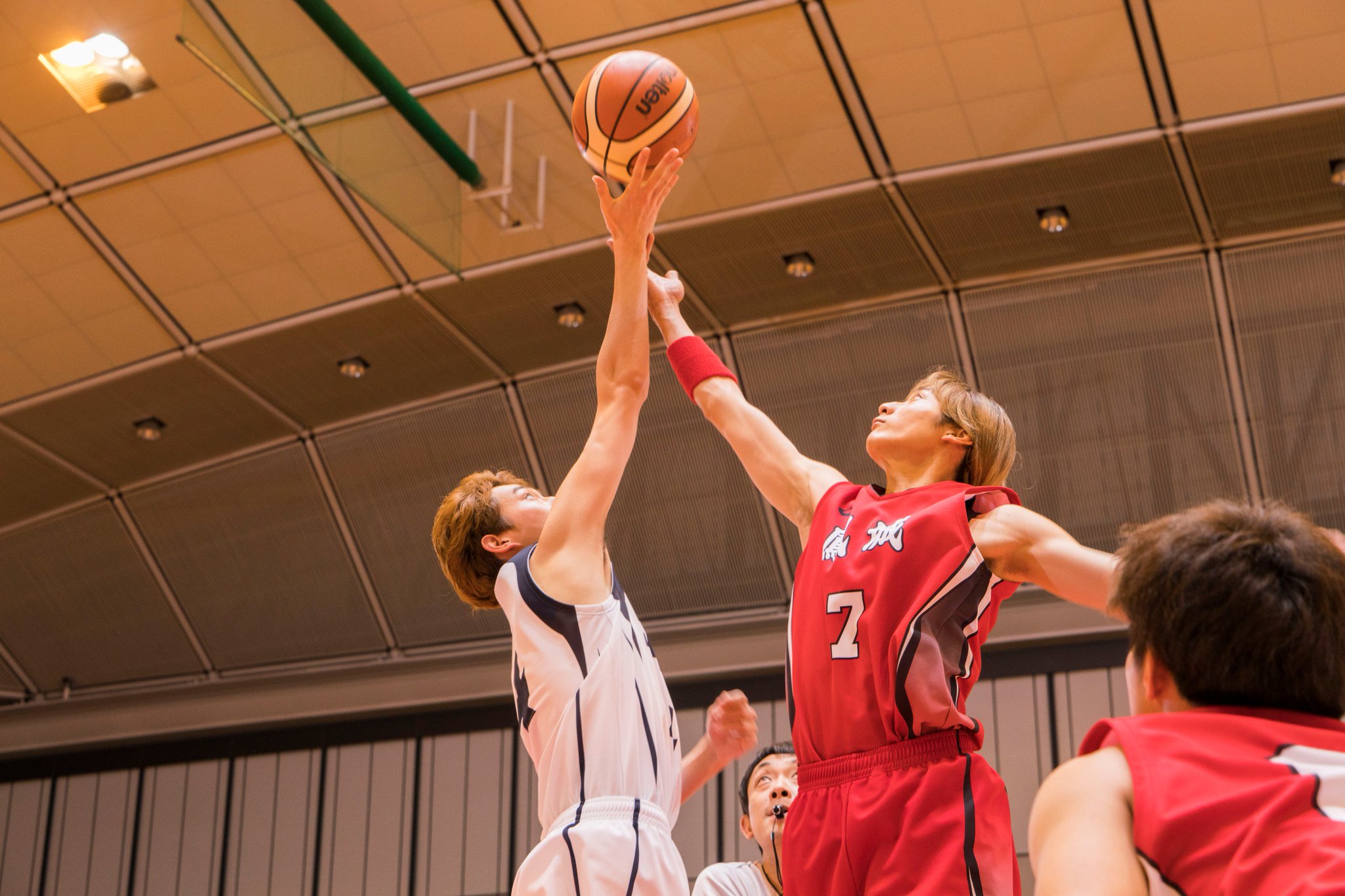 守望春天的我们剧照的剧照