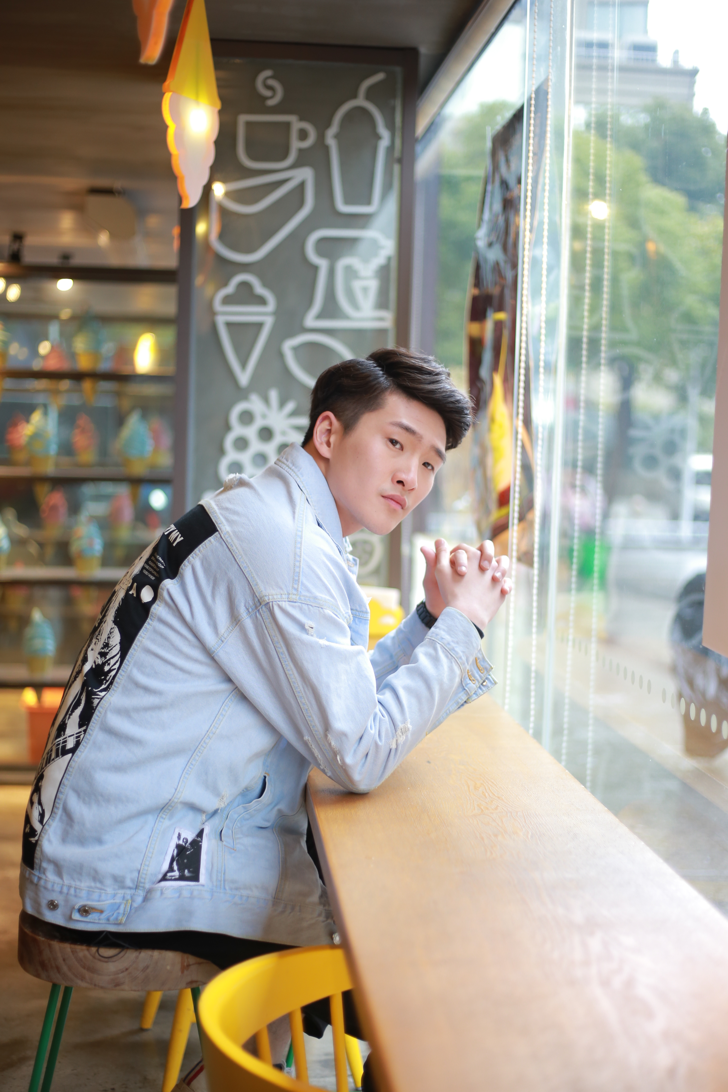 青春后驱动剧照的剧照