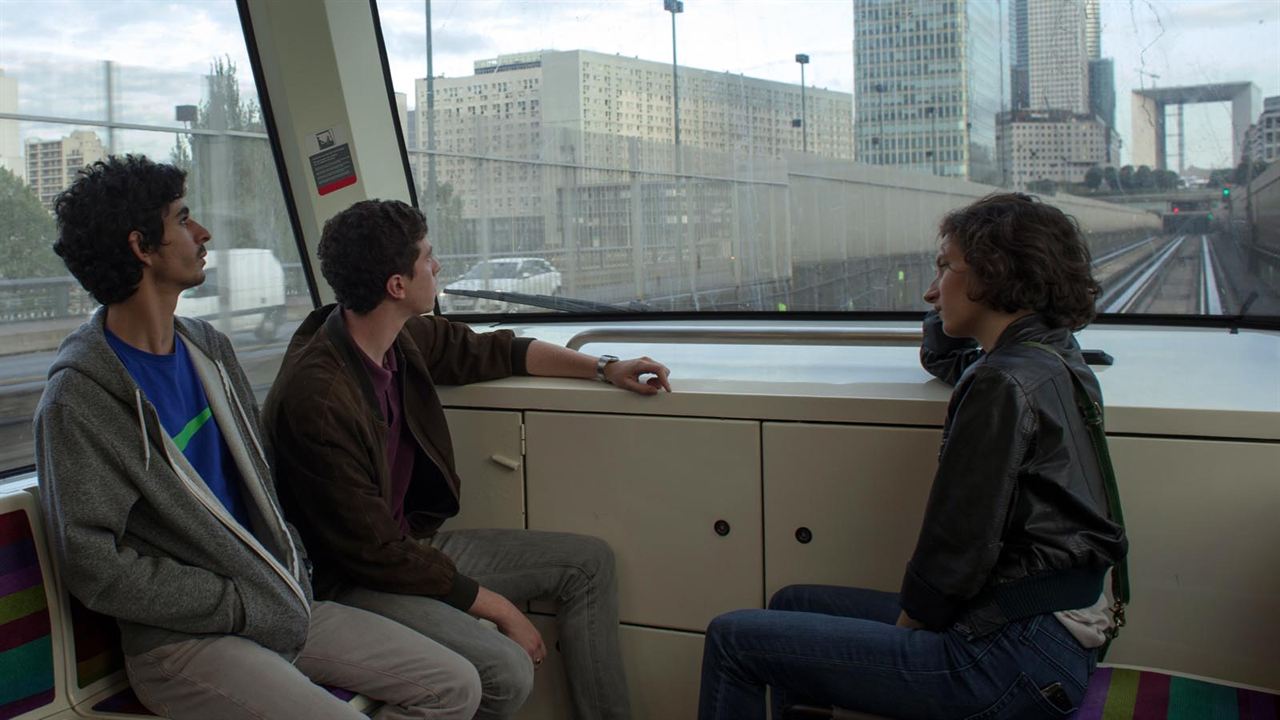 夜行盛宴剧照的剧照