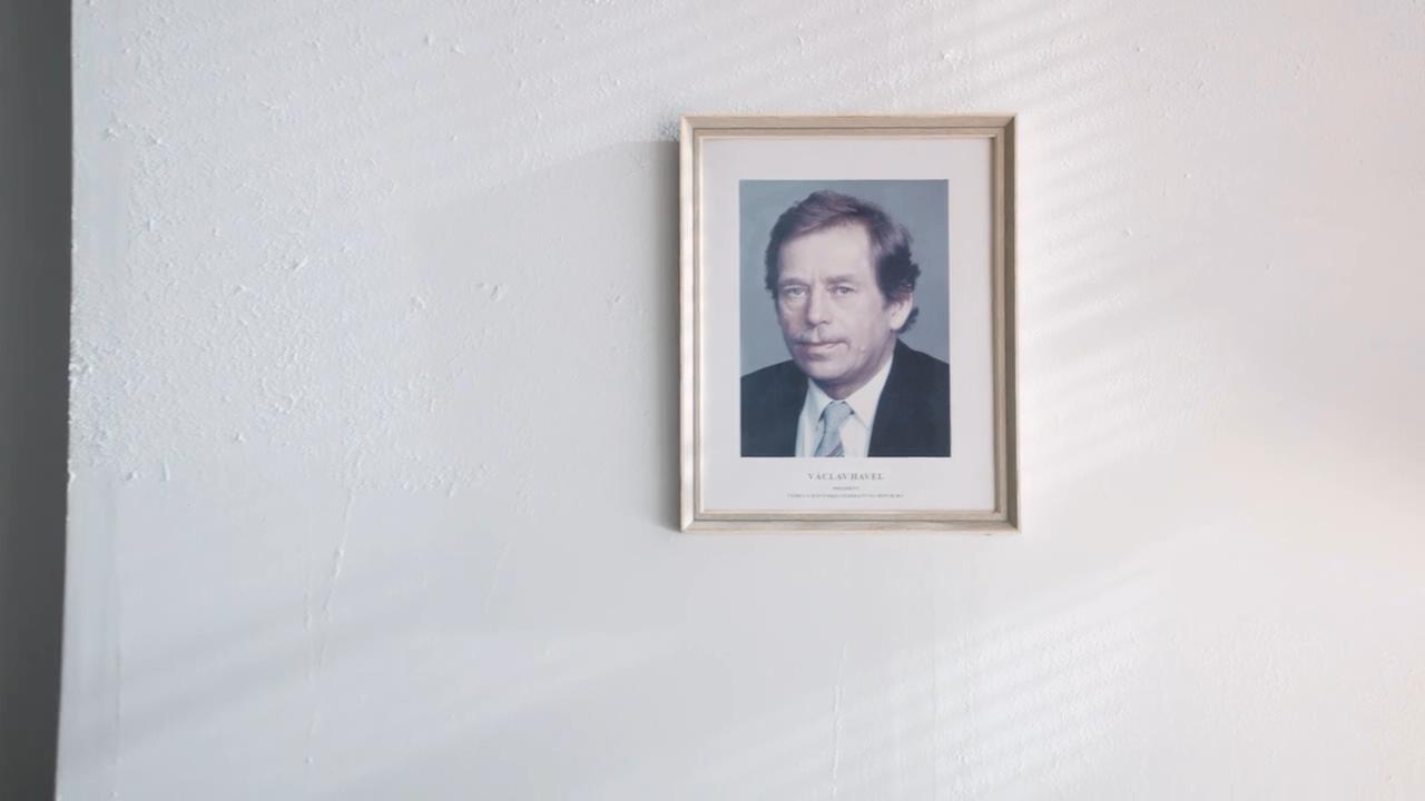 女教师剧照的剧照