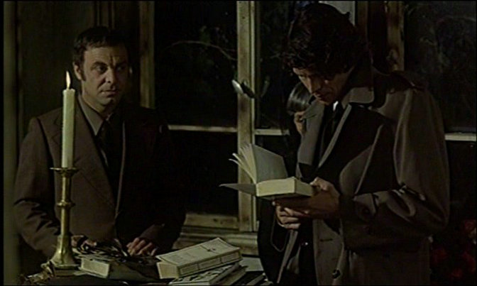 圣地亚哥在下雨剧照的剧照