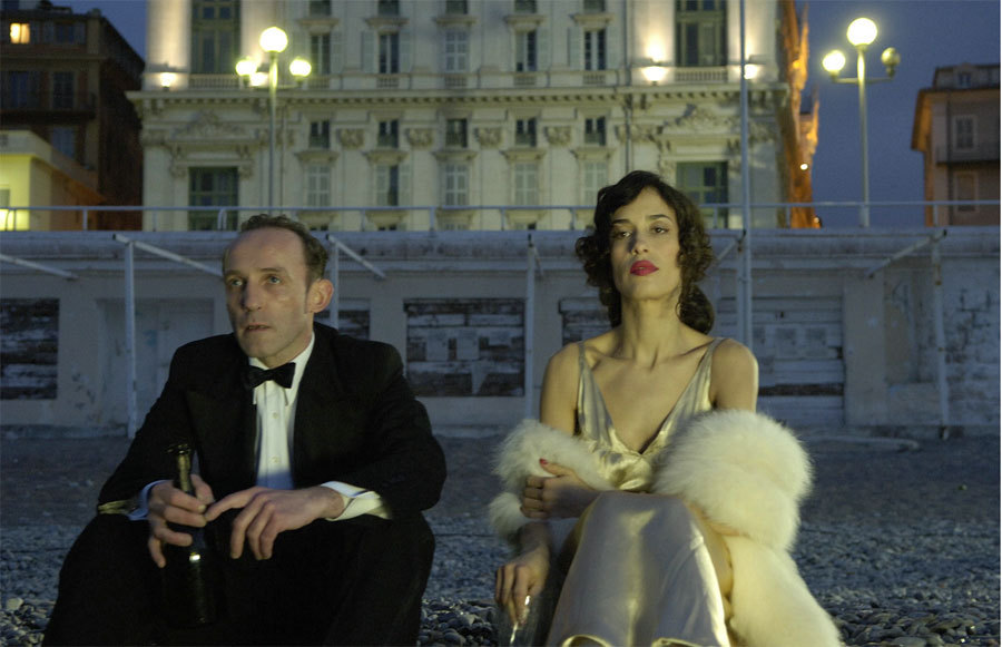 伯纳德行动剧照的剧照