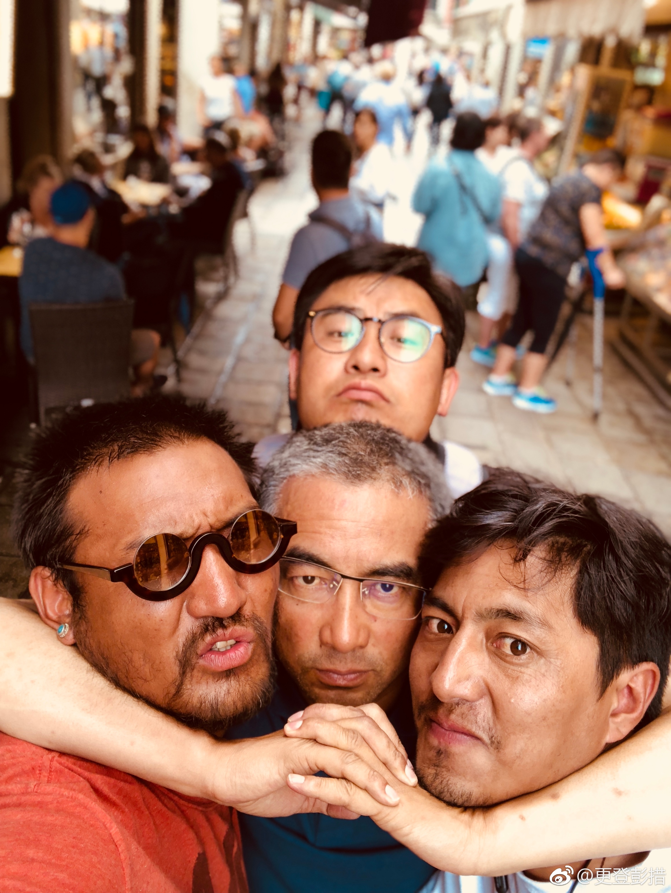 撞死了一只羊剧照的剧照