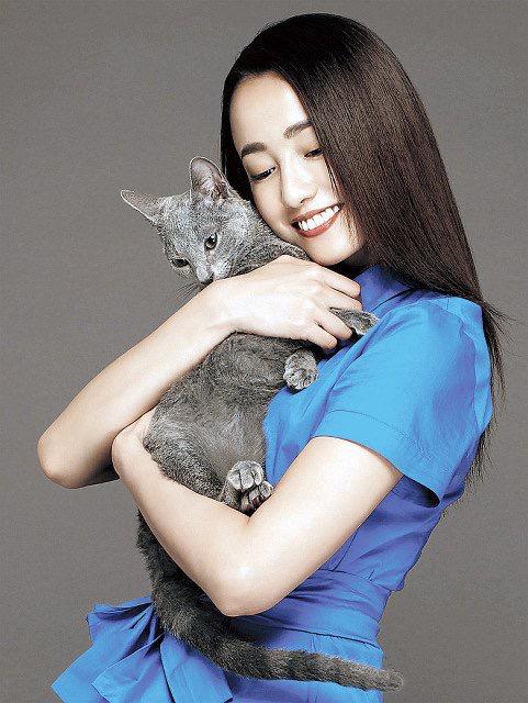 猫是要抱着的剧照的剧照