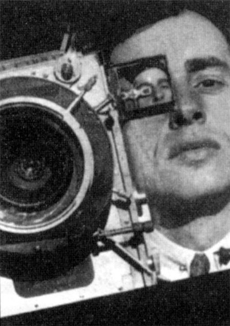 持摄影机的人剧照的剧照