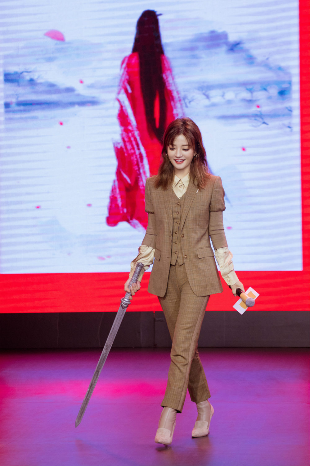 两只老虎剧照的剧照