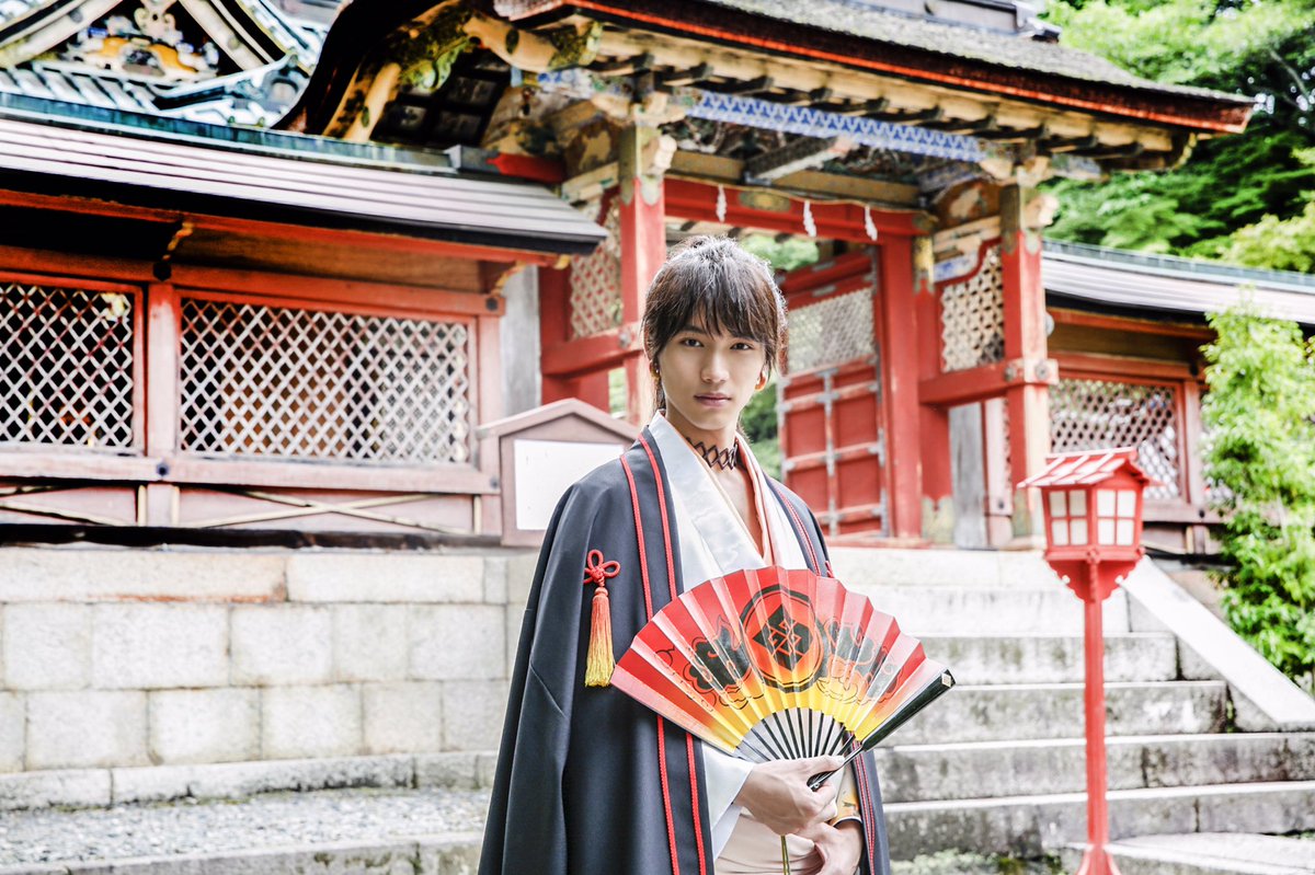 笑傲昙天剧照的剧照