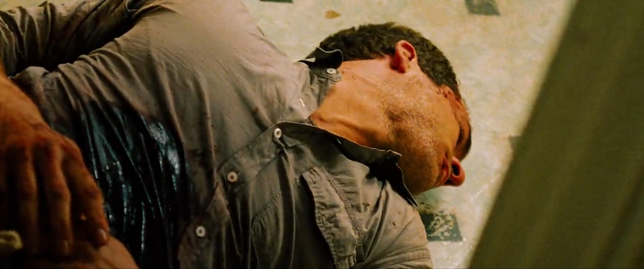 藏身之所剧照的剧照