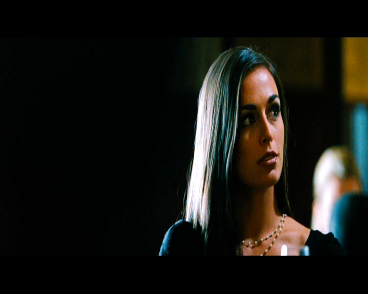 藏身之所剧照的剧照