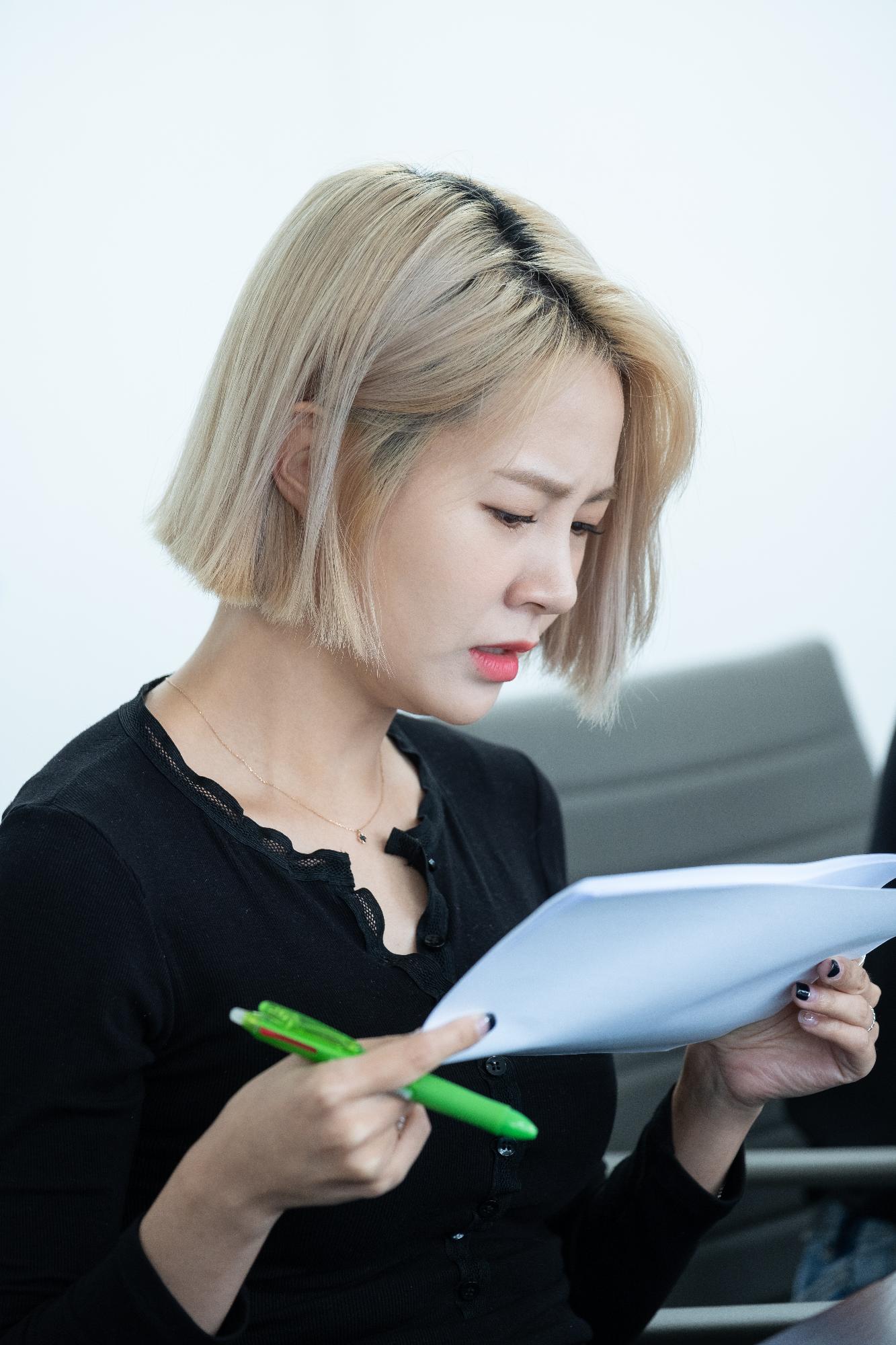 0.0兆赫剧照的剧照