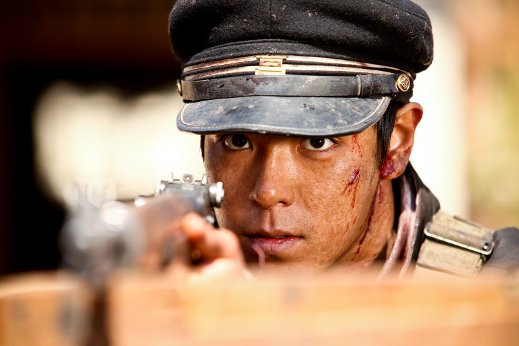 向着炮火剧照的剧照