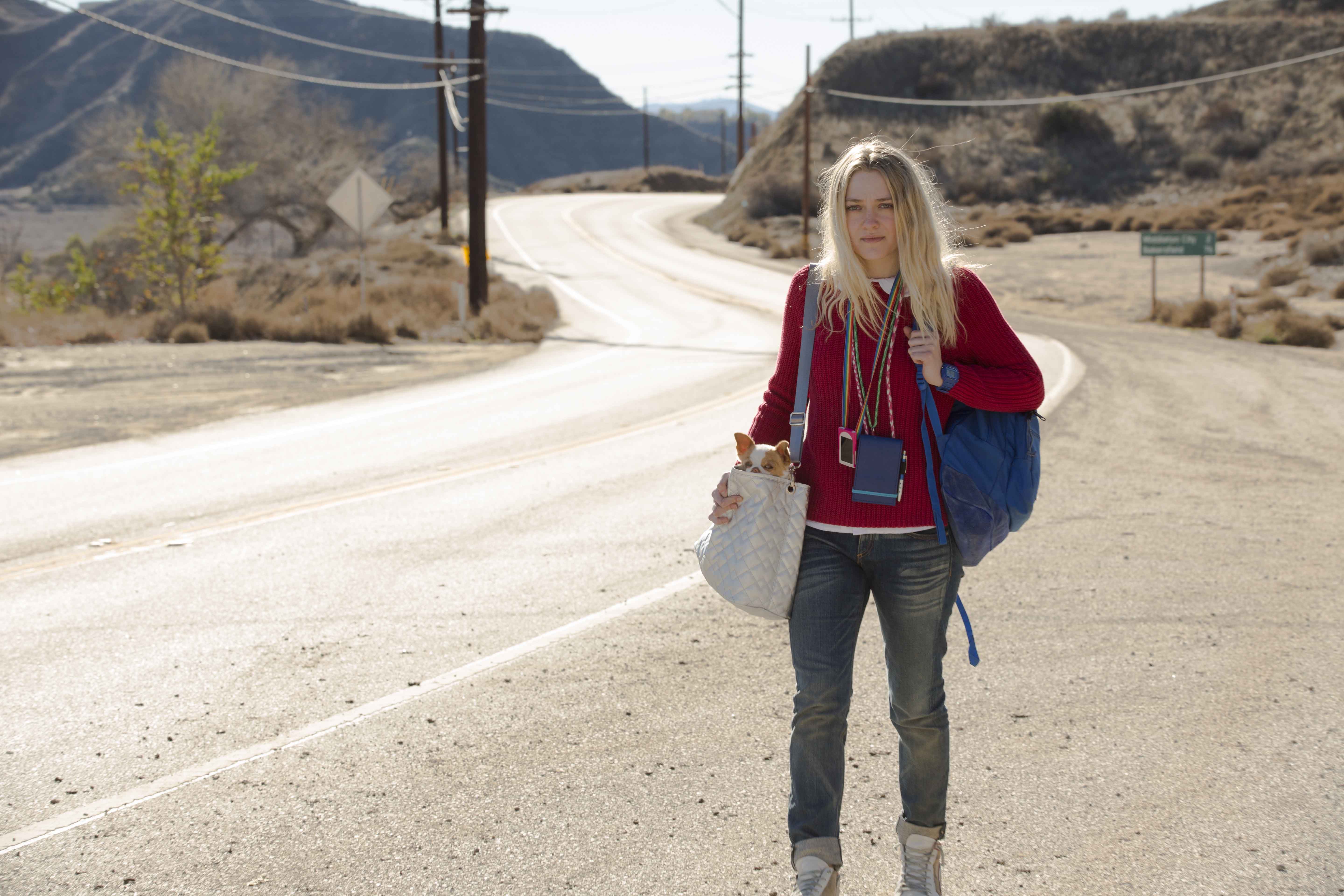 敬请稍候剧照的剧照