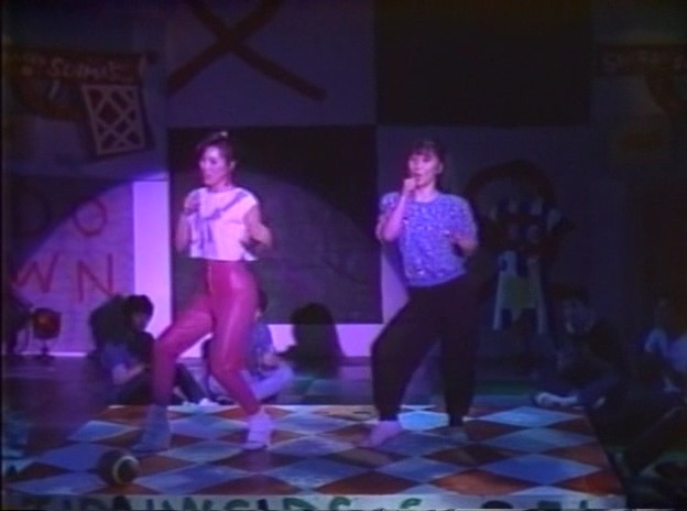 天井桟敷・寺山修司・现代骑着马戏团的大象剧照的剧照