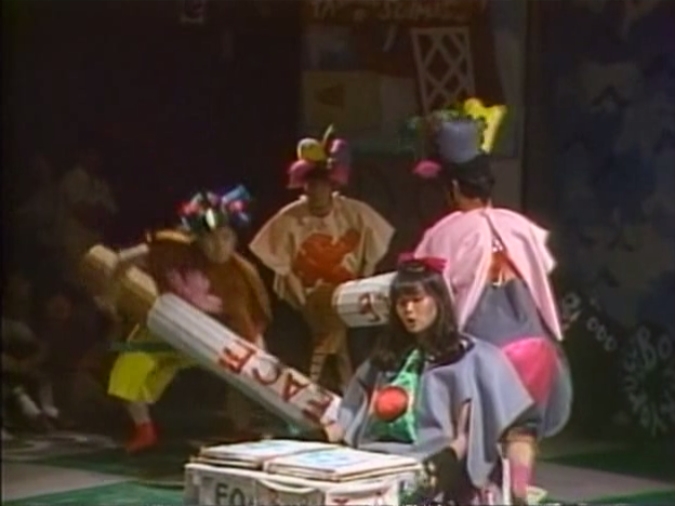 天井桟敷・寺山修司・现代骑着马戏团的大象剧照的剧照