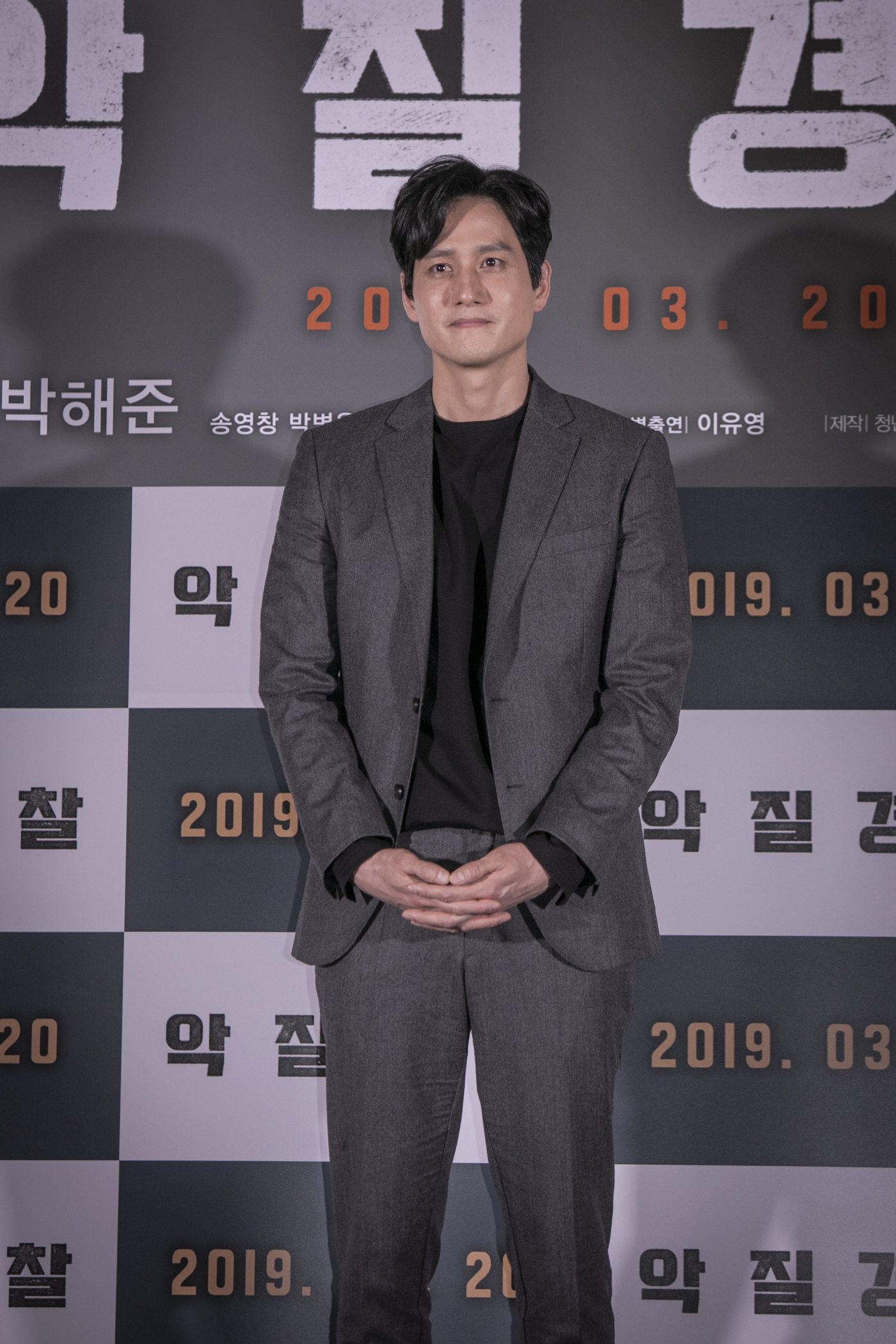 恶霸警察剧照的剧照