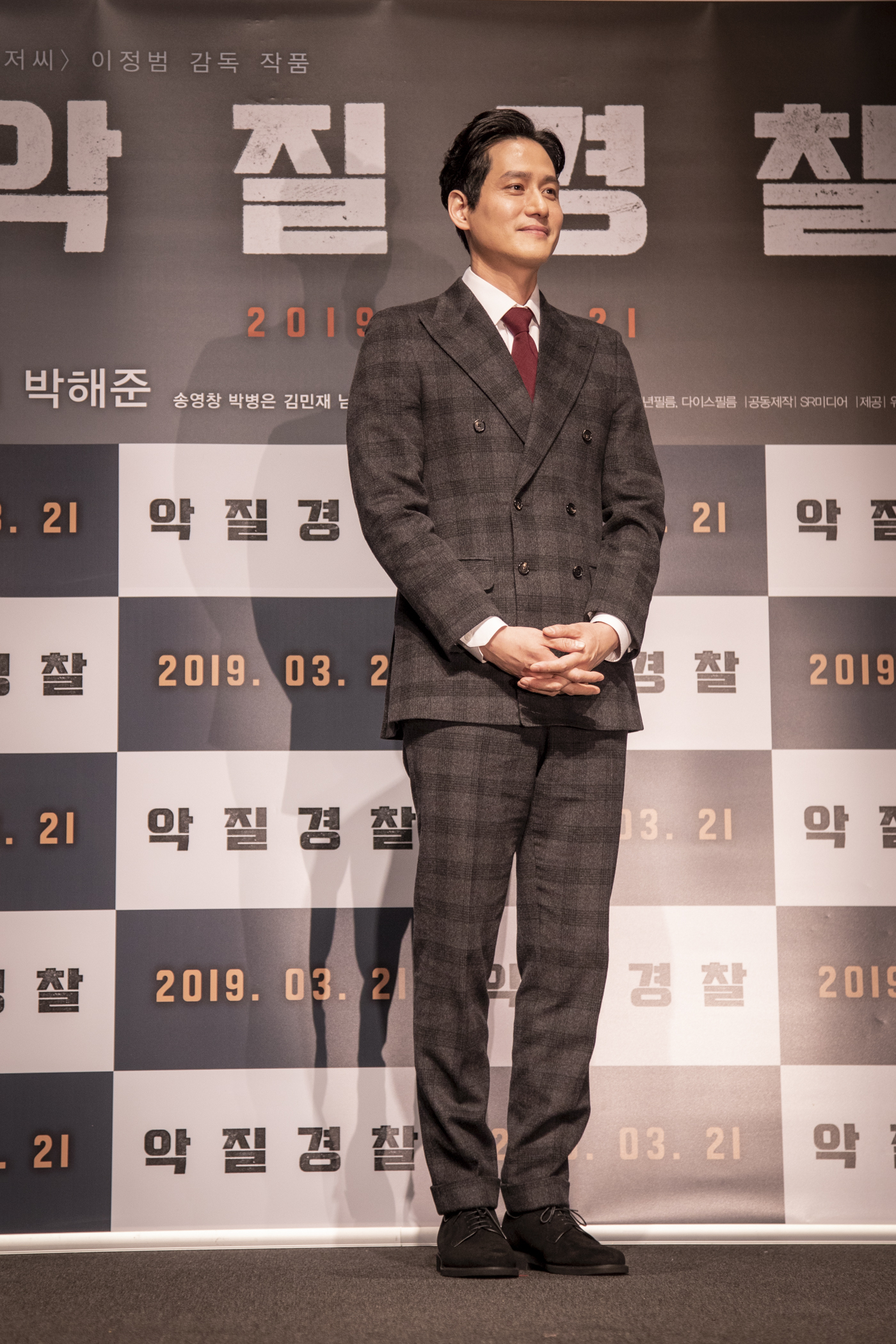 恶霸警察剧照的剧照