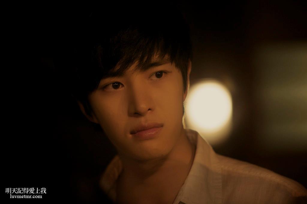 明天记得爱上我剧照的剧照