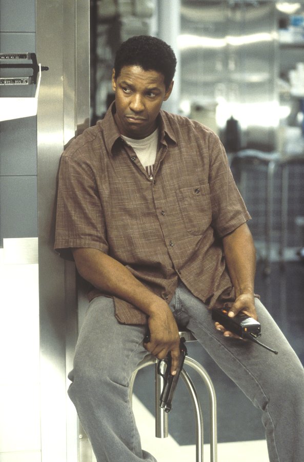 迫在眉梢剧照的剧照