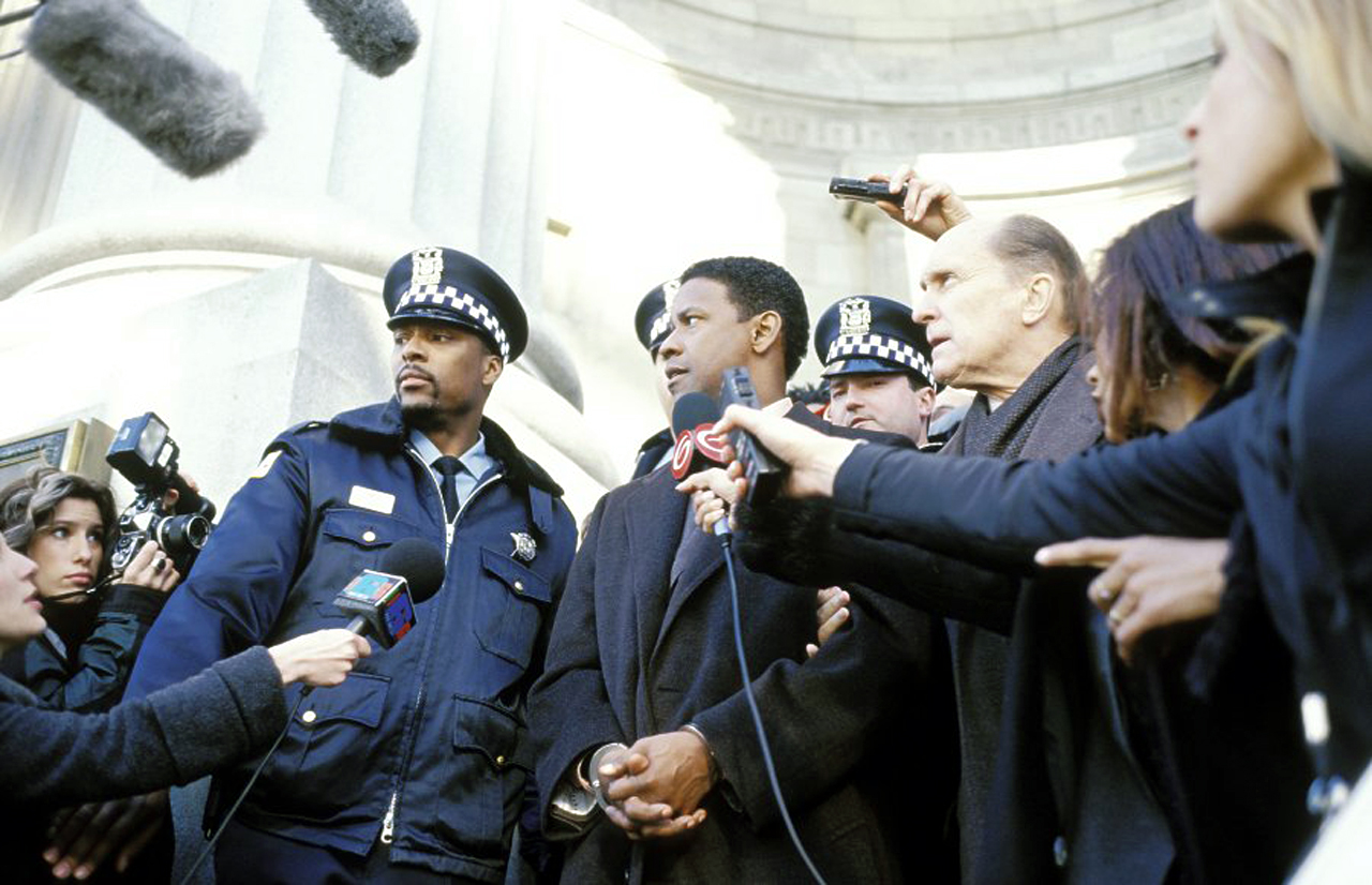 迫在眉梢剧照的剧照