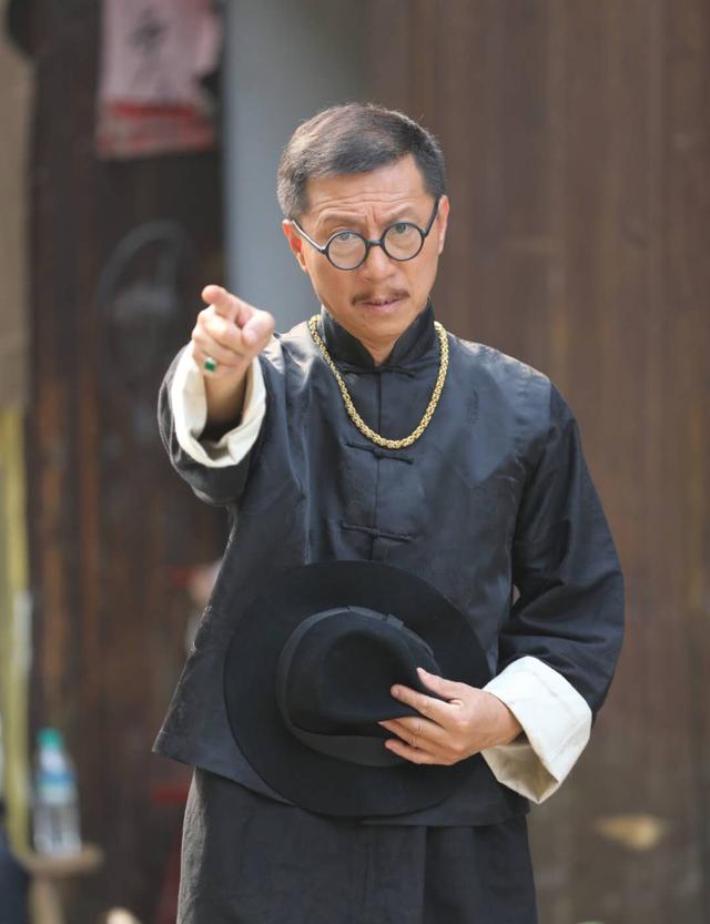 红色圩场剧照的剧照