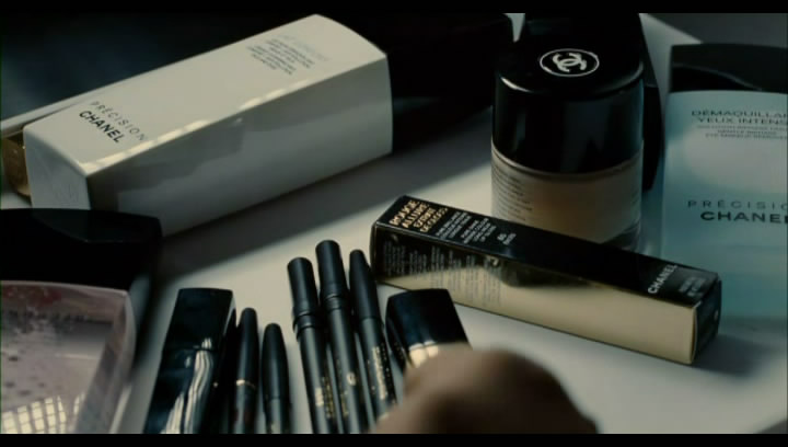 吾栖之肤剧照的剧照