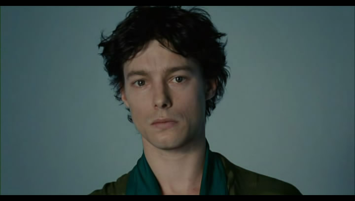 吾栖之肤剧照的剧照