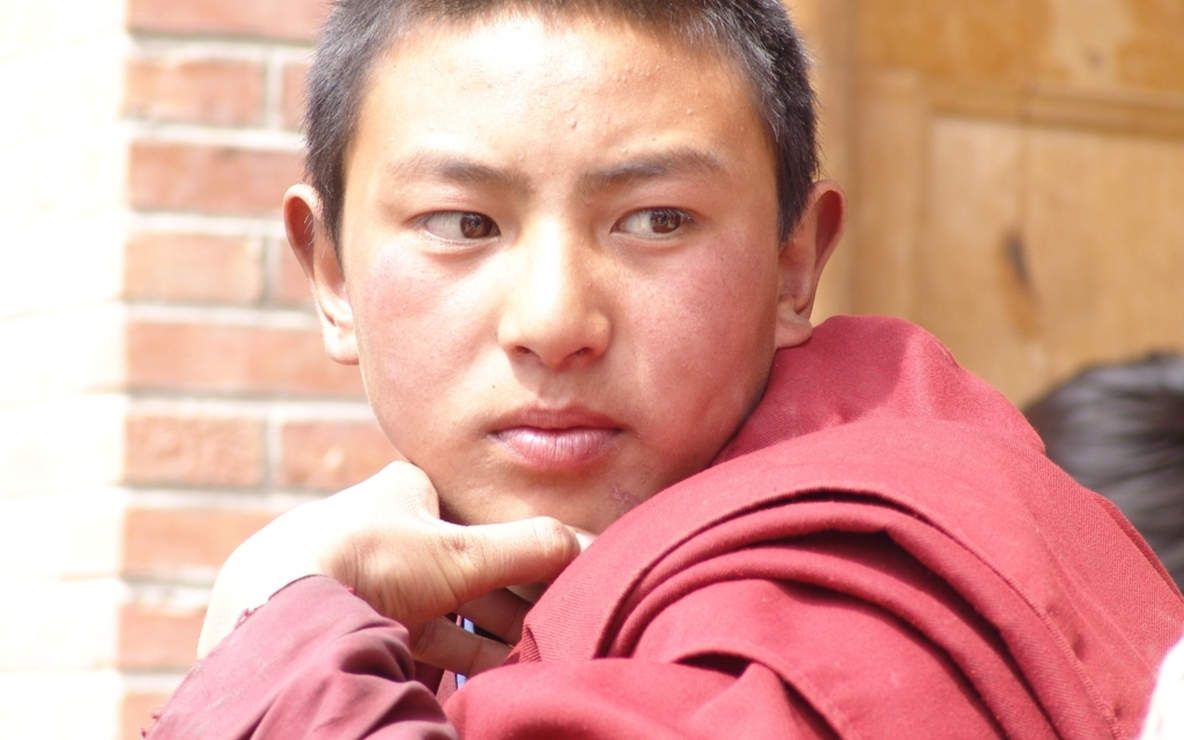 静静的嘛呢石剧照的剧照