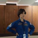 天空中的露西剧照