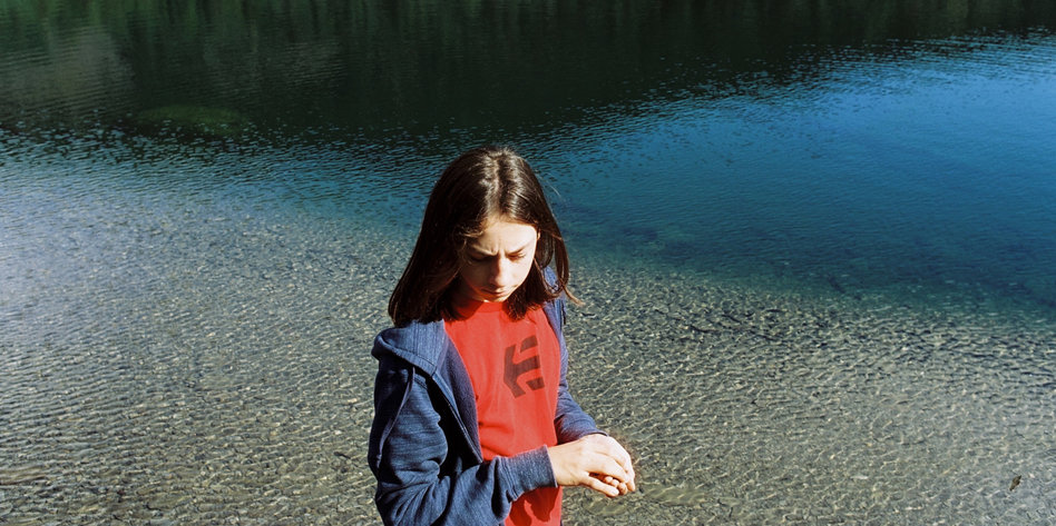 明亮的夜剧照的剧照