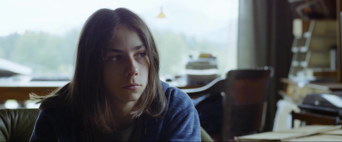 明亮的夜剧照的剧照