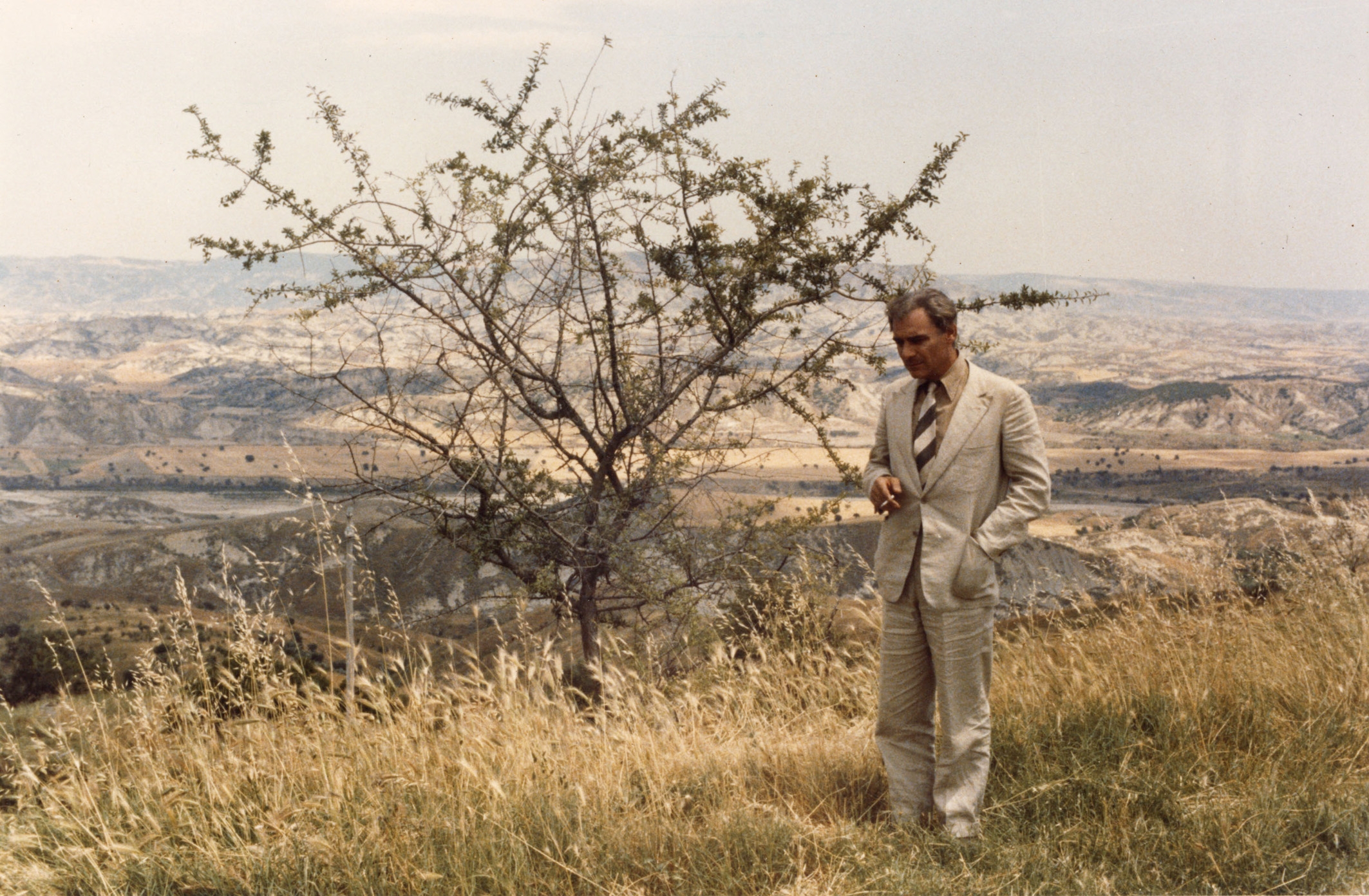 基督停留在埃博利剧照的剧照