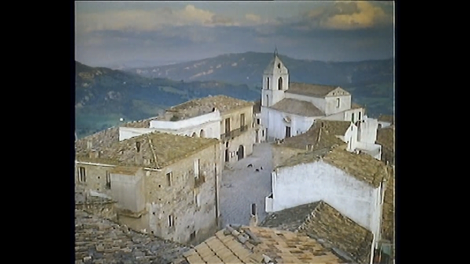 基督停留在埃博利剧照的剧照